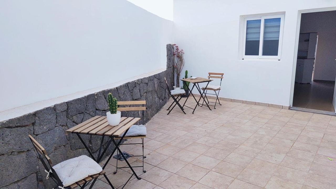 Casa Felicidad Apartment Playa Blanca  Exterior photo